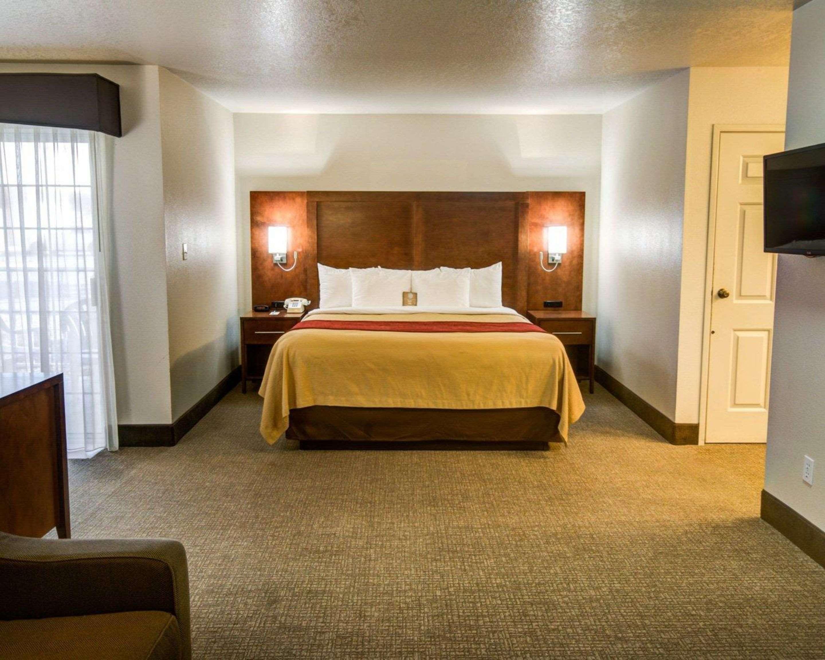 Comfort Inn Redding Near I-5 Dış mekan fotoğraf