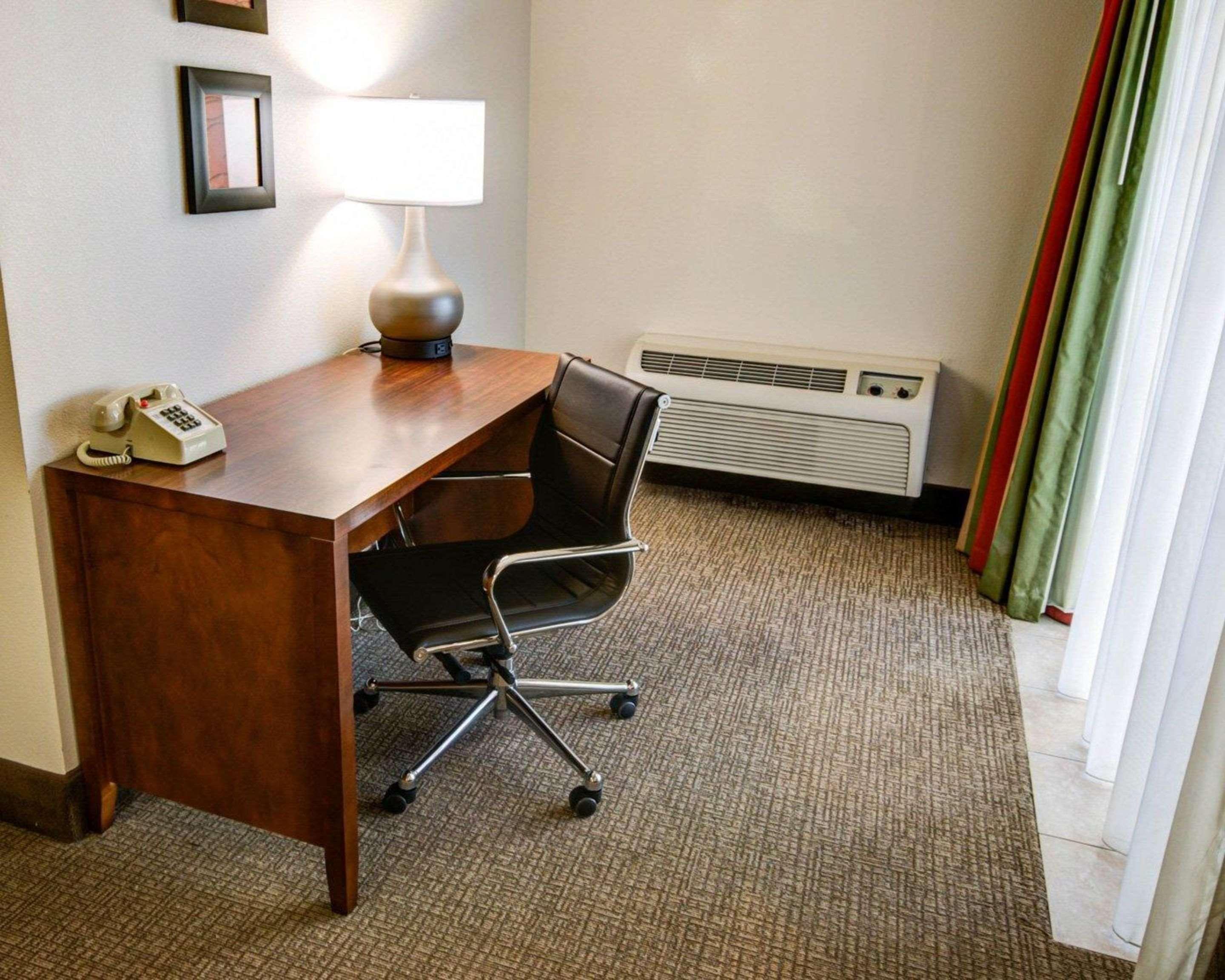 Comfort Inn Redding Near I-5 Dış mekan fotoğraf