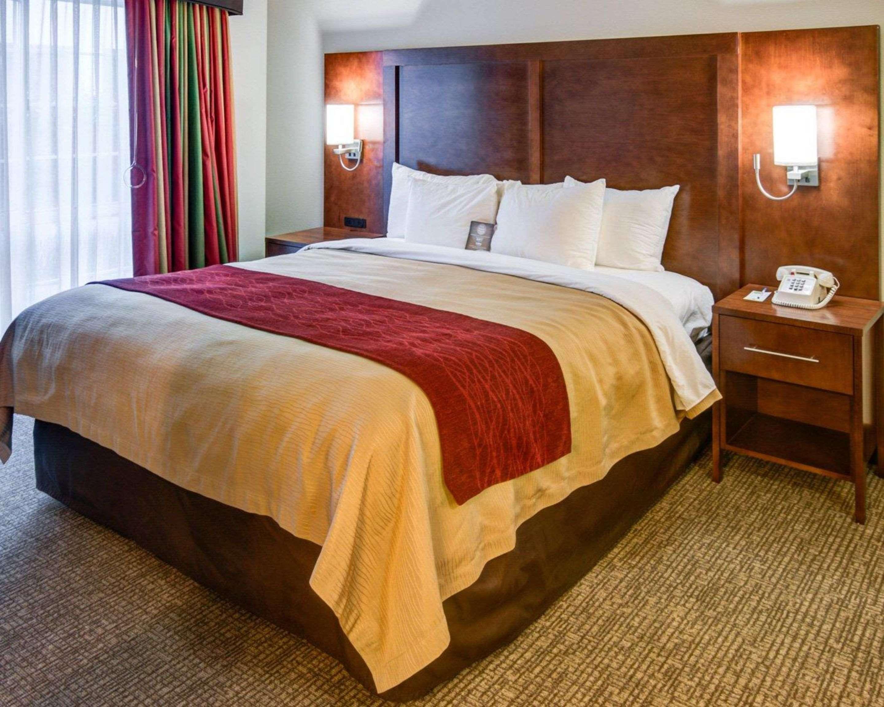 Comfort Inn Redding Near I-5 Dış mekan fotoğraf